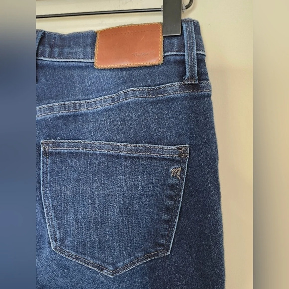 Madewell Womens Straight Leg Jeans Size 25 Dark Denim Mid Rise‎ Staple Normcore - Picture 5 of 7
